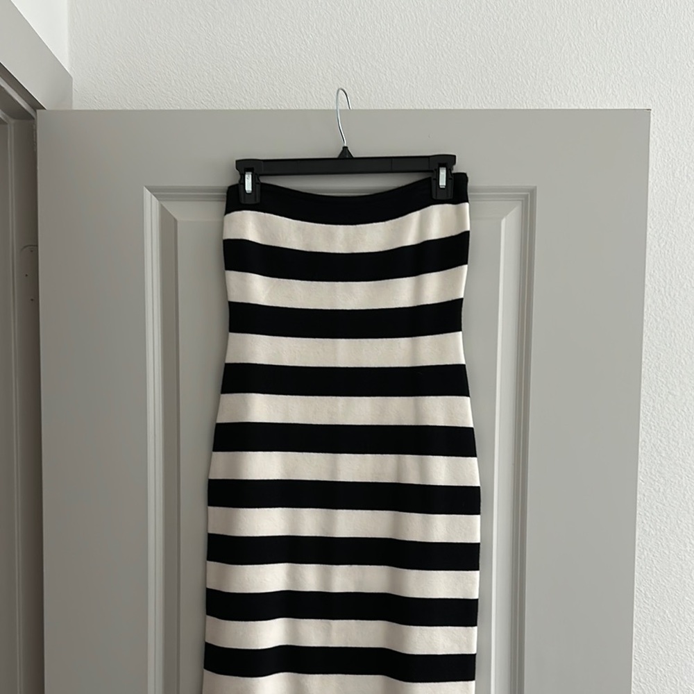 Abercrombie Strapless Chic Black and White Striped Dress